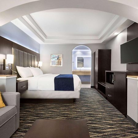 Days Inn & Suites By Wyndham Houston Hobby Airport Kültér fotó