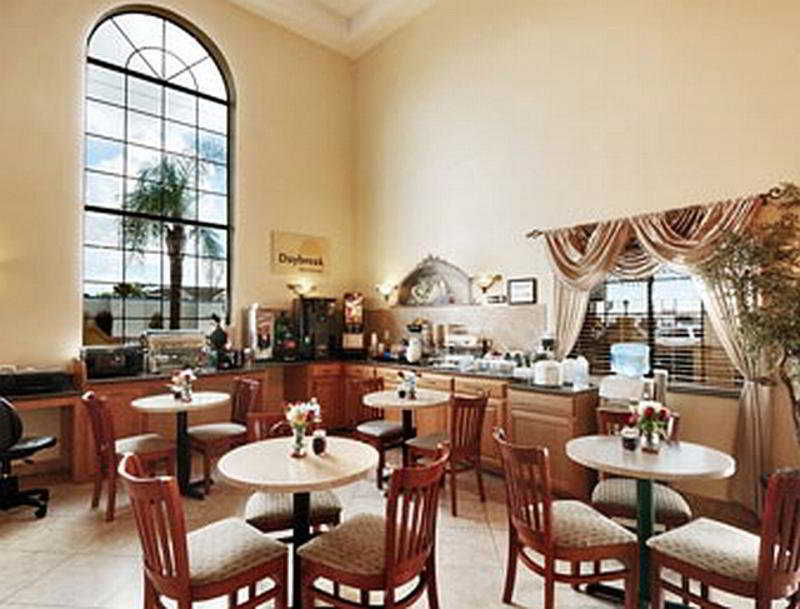 Days Inn & Suites By Wyndham Houston Hobby Airport Kültér fotó